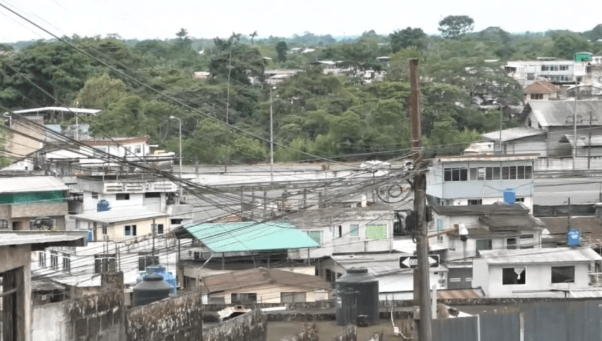 LOS FUERTES VIENTOS DEL DOMINGO PROVOCARON LA INTERRUPCIÓN DEL SERVICIO ELÉCTRICO