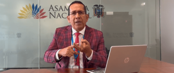 ASAMBLEÍSTA SOLICITARÁ REGALÍAS POR LA VENTA DE ENERGÍA DEL TOACHI PILATÓN A TRAVÉS DE PROYECTO