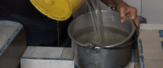 ALGUNOS BARRIOS DE SANTO DOMINGO CONTINÚAN SIN AGUA