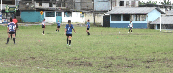 CADA DOMINGO SE DESARROLLA EL CAMPEONATO DE FULBITO EN LA COOP. 9 DE DICIEMBRE