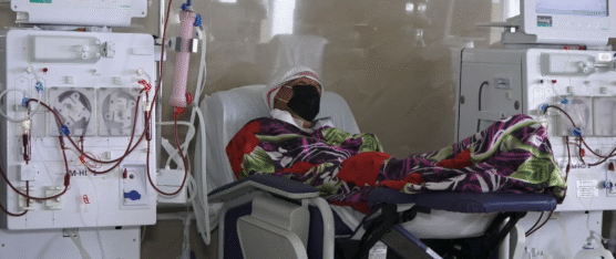 PREOCUPACIÓN EN PACIENTES RENALES POR DEUDA DEL GOBIERNO CON DIALIZADORAS