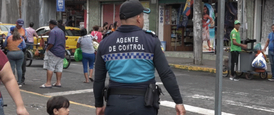 AGENTES DE CONTROL MUNICIPAL CUBREN AUSENCIA DE GUARDIAS EN ENTIDADES PÚBLICAS