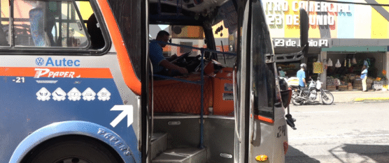 USUARIOS APOYAN REDUCCIÓN DEL PASAJE URBANO EN SANTO DOMINGO