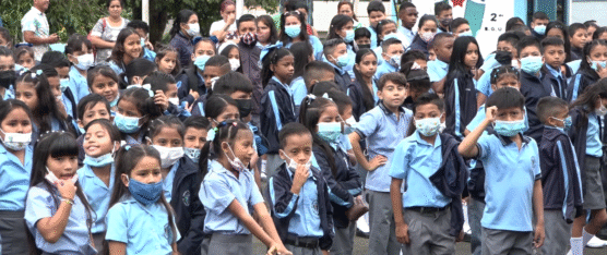 INICIÓ EL NUEVO AÑO LECTIVO PERO CON MEDIDAS DE BIOSEGURIDAD POR CASOS DE TOSFERINA