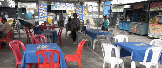 LOS COMERCIANTES DE LA BAHÍA COMERCIAL SE MANTIENEN EN INCERTIDUMBRE TRAS AVISO DE REUBICACIONES