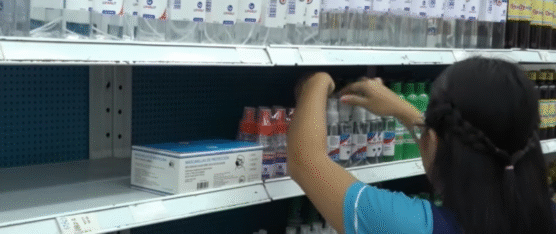 AUMENTA LA DEMANDA DE MASCARILLAS EN SANTO DOMINGO POR BROTE DE TOSFERINA