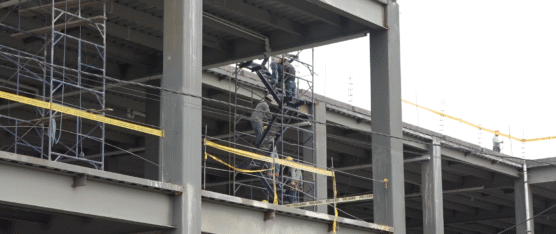 REFORMAS DEL GOBIERNO CAUSA INCONFORMIDAD A LOS GREMIOS DE TRABAJADORES