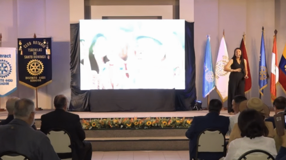 INTEGRANTES DEL CLUB ROTARIO SE REUNIERON PARA BUSCAR ACTIVIDADES DE AYUDA SOCIAL