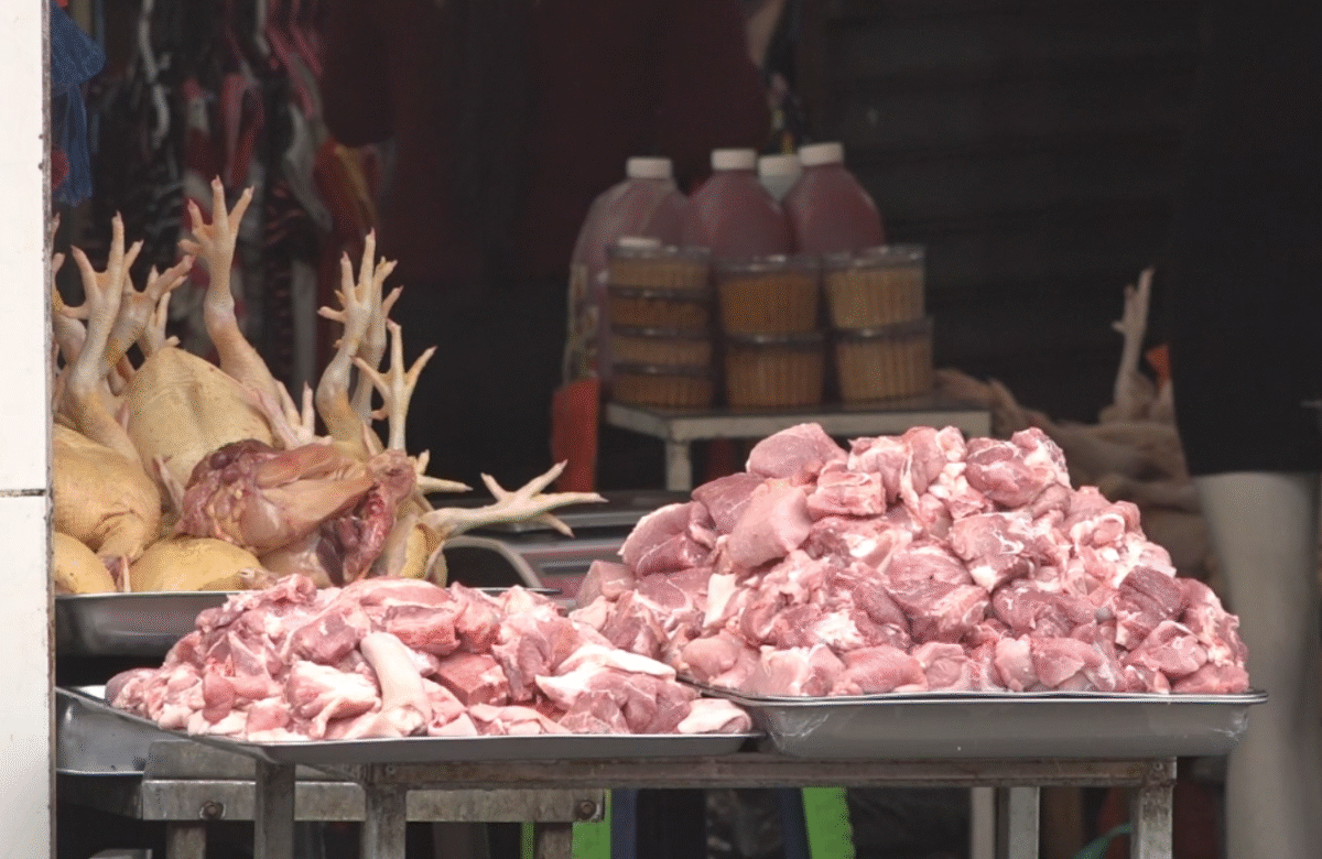 PORCICULTORES DE SANTO DOMINGO ALERTAN SOBRE BAJOS PRECIOS DE LA CARNE DE CERDO