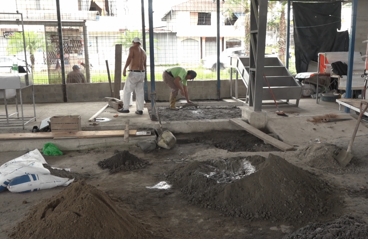 COMERCIANTE BUSCA RECUPERAR LOCAL EN MERCADO EL PROLETARIADO