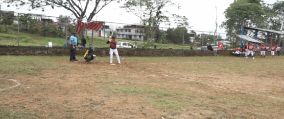 EL SÓFTBOL SE HA TOMADO LAS CANCHAS DE LA COOP. 30 DE JUNIO