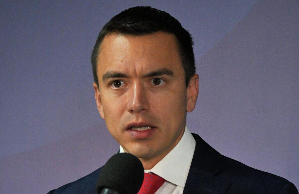 ¿VUELVE LA BASE DE MANTA?