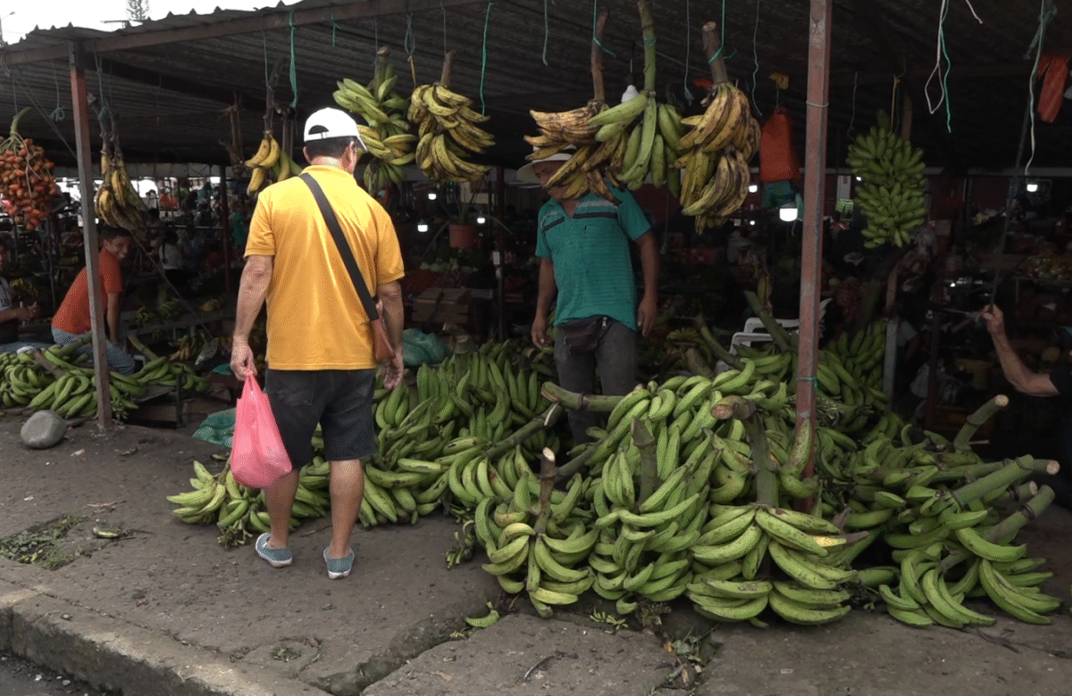RESTAURANTES AFECTADOS POR ALZA DEL PLÁTANO, PERO MANTIENEN PRECIOS