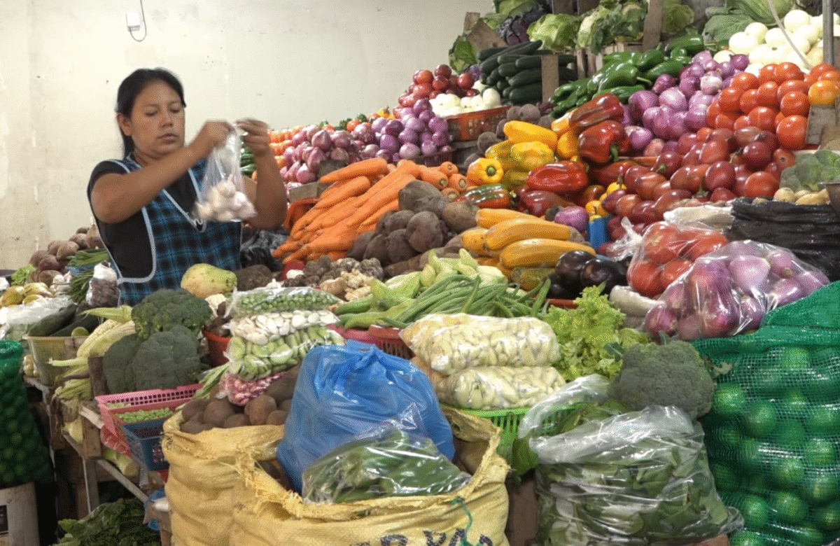 EL PRECIO DEL LIMÓN SUBE Y AFECTA A LAS PICANTERÍAS