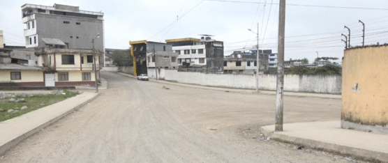 VECINOS DE LA LIBERACIÓN POPULAR EXIGEN CONCLUSIÓN DE OBRAS DE ASFALTO INICIADAS EN ENERO