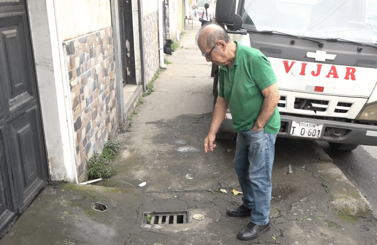 VECINOS DENUNCIAN ROBO DE MEDIDORES EN LA COOPERATIVA 20 DE OCTUBRE