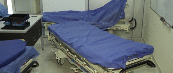 QUIRÓFANOS DEL HOSPITAL SANTO DOMINGO CERRADOS POR REMODELACIÓN URGENTE