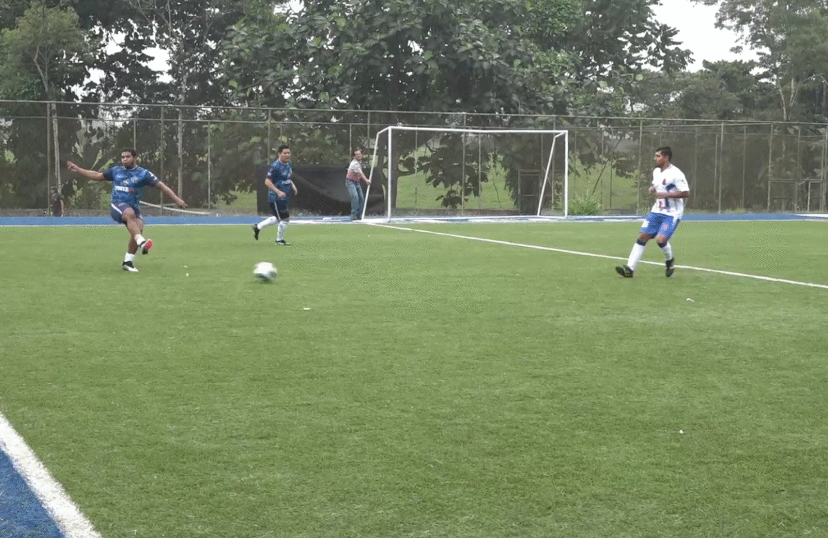 20 COLEGIOS PROFESIONALES PARTICIPAN EN TORNEO DE FÚTBOL