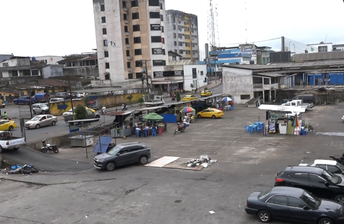 LAS REUBICACIONES DE LOS COMERCIANTES DE LA EXESCUELA CARACAS AVANZA