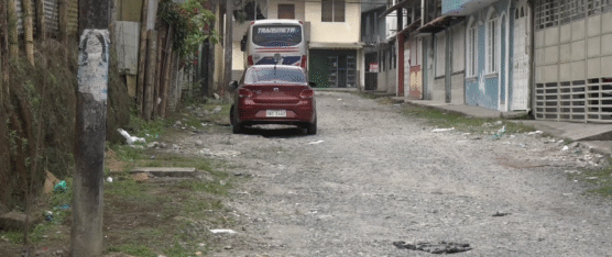 VECINOS DE ZAMBRANO Y SANTA ROSA PIDEN LIMPIAR ALCANTARILLAS PARA EVITAR INUNDACIONES