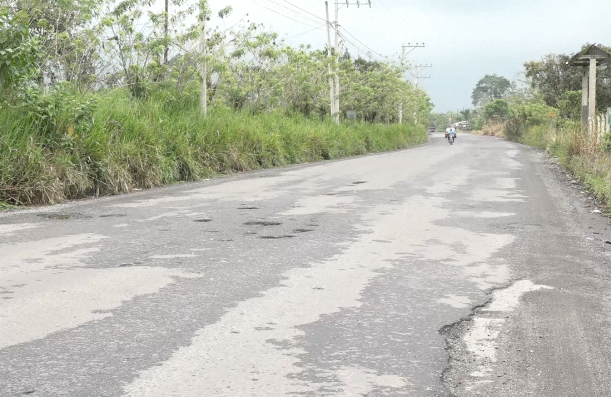 LA FALTA DE ASFALTO HA DIFICULTADO COMPLIR CON LAS OBRAS EN STO. DGO.