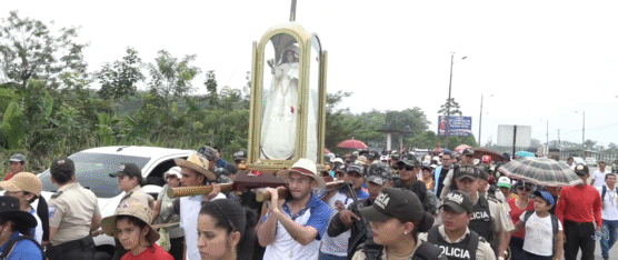 DECENAS DE FELIGRESES FUERON PARTE DE LA PEREGRINACIÓN DE LA VIRGEN DEL CISNE