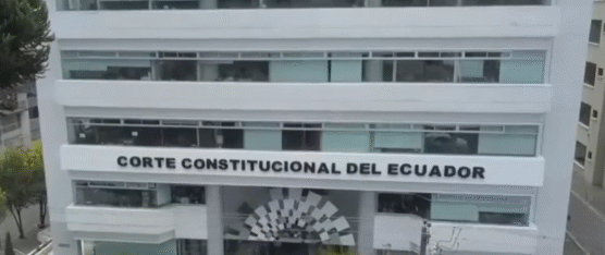 CORTE CONSTITUCIONAL DEBE TOMAR DECISIONES DE TRASCENDENCIA NACIONAL