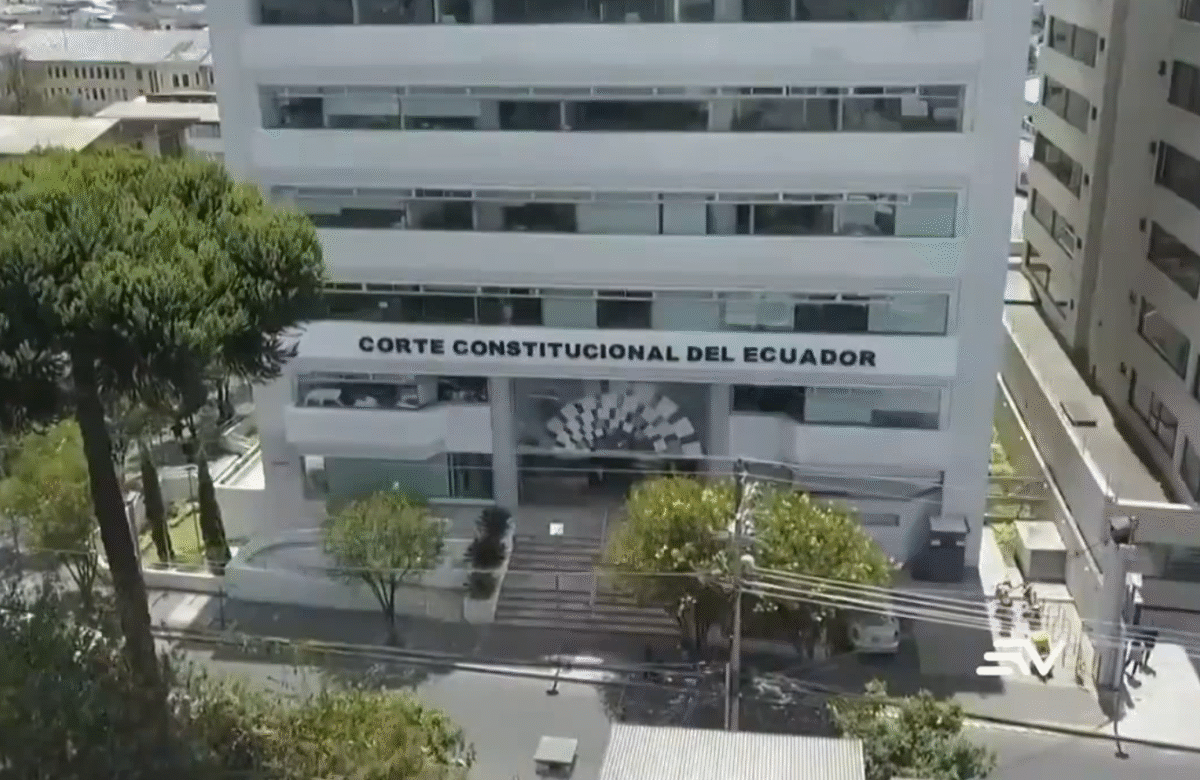 NOB0A PRESENTA NUEVAS PREGUNTAS PARA CONSULTA POPULAR Y REFERENDO
