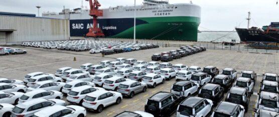 MÉXICO BUSCA AUMENTAR ARANCELES DEL 20% AL 50% A LA IMPORTACIÓN DE AUTOS DESDE CHINA