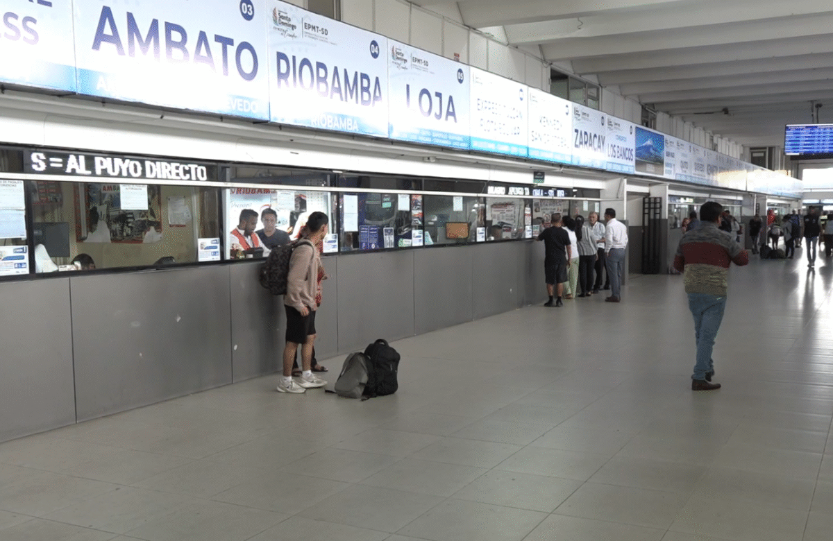 DISMINUYÓ LA AFLUENCIA DE PASAJEROS EN LA TERMINAL POR EL PARO