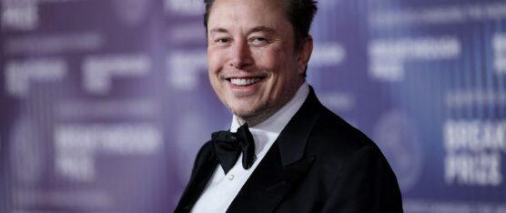 TESLA PROPONE UN INCENTIVO PARA ELON MUSK QUE PODRÍA CONVERTIRLO EN EL PRIMER BILLONARIO DEL MUNDO