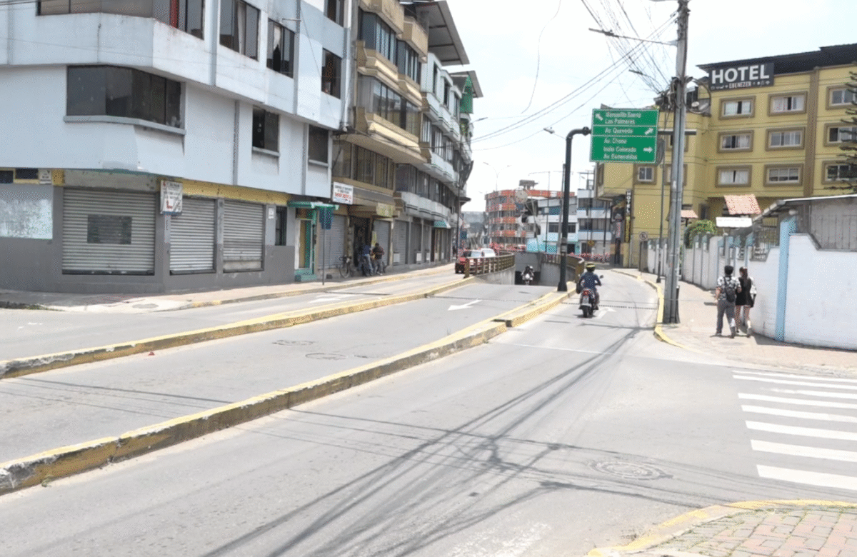 COMERCIO NO DESPEGA EN EL SECTOR DE LA VIRGEN POR INSEGURIDAD Y DETERIORO