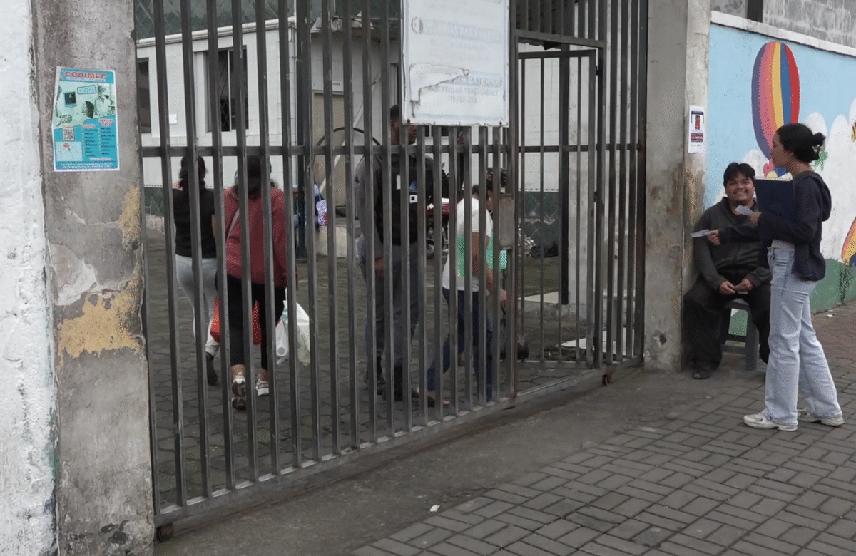 FALTA DE PAGOS A GUARDIAS DE SALUD PREOCUPA EN SANTO DOMINGO