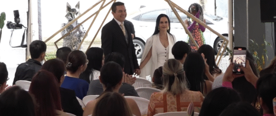 JÉSSICA VÉLEZ INAUGURÓ ESCUELA DE ESTETICISTAS Y COSMETOLOGÍA