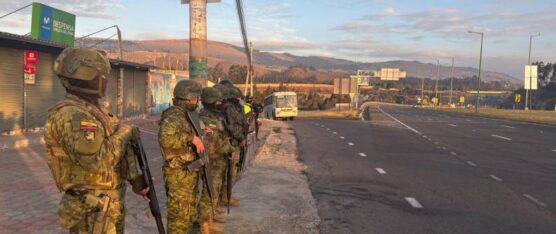 PARO NACIONAL EN ECUADOR: CARRETERAS MILITARIZADAS EN VARIOS PUNTOS DEL PAÍS