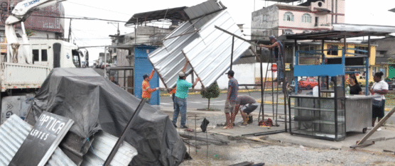 CONTINÚAN LOS ARREGLOS DE LOS COMERCIANTES EN EL PATIO “23 ORÍGENES”