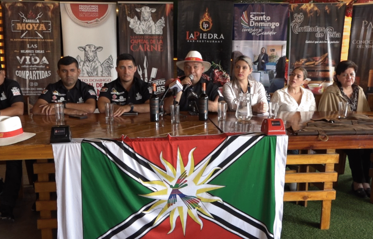 PARRILLEROS TSÁCHILAS BUSCA GANAR EL TORNEO NACIONAL DE ASADORES