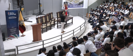 VARIOS BACHILLERES FUERON ASESORADOS DURANTE LOS TALLERES