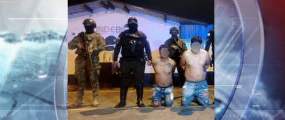 DETENIDOS DOS HOMBRES CON ARMAS DE LARGO ALCANCE EN LA 14 DE FEBRERO
