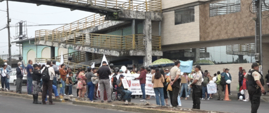 PACIENTES RENALES EXIGEN AL GOBIERNO EL PAGO DE DEUDAS PARA CONTINUAR CON LOS TRATAMIENTOS