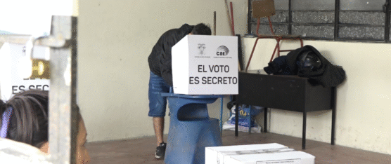 ECUADOR BUSCA NUEVAS ESTRATEGIAS DE SEGURIDAD TRAS EL TRIUNFO DEL NO