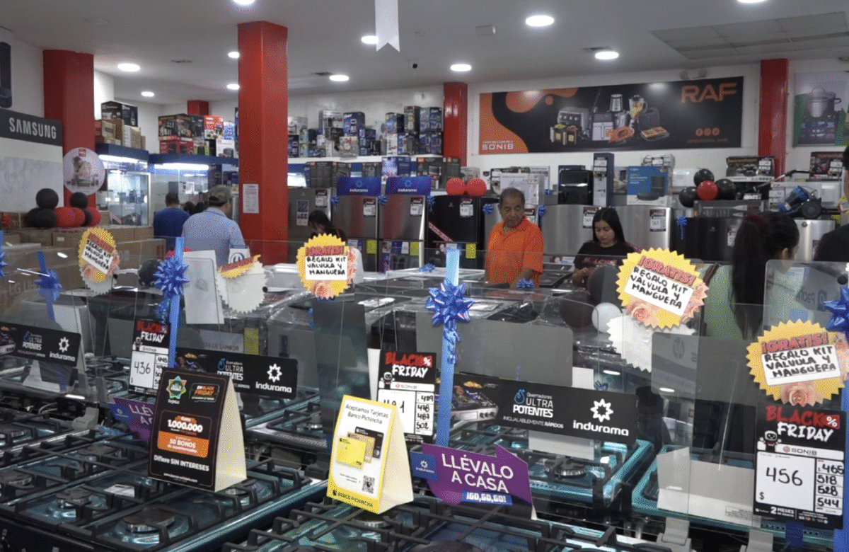 BLACK FRIDAY REACTIVÓ EL COMERCIO EN SANTO DOMINGO CON ALTAS VENTAS