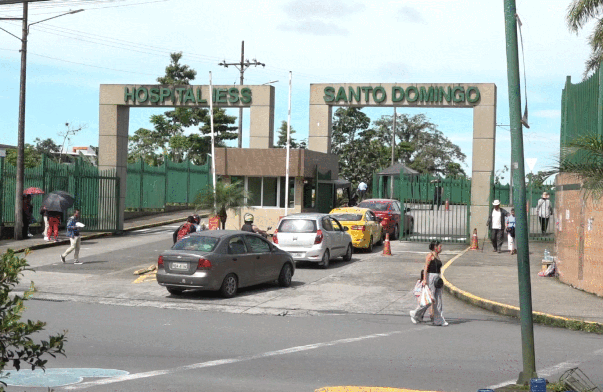 AFILIADOS DEL IESS EXIGEN ATENCIÓN DIGNA Y DENUNCIAN FALTA DE INSUMOS