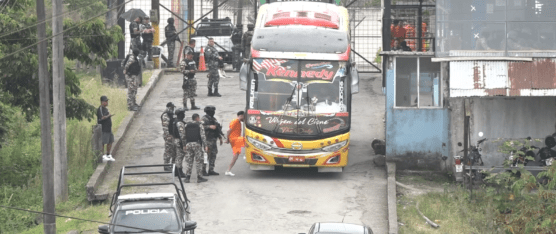 TRASLADO DE PPL EN BELLAVISTA SORPRENDE Y GENERA PROTESTA DE FAMILIARES