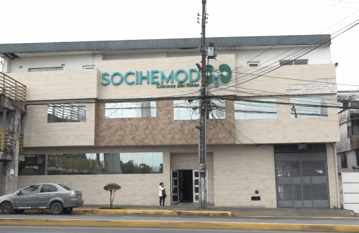 PACIENTES DE DIÁLISIS EN RIESGO POR DEUDA MILLONARIA DEL GOBIERNO CENTRAL