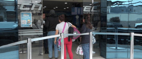 USUARIOS RECLAMAN POR ALTOS VALORES EN PLANILLAS DE LUZ EN SANTO DOMINGO