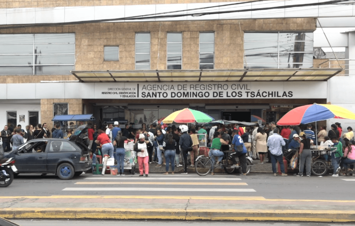 REGISTRO CIVIL VIVE ÚLTIMO DÍA DE ATENCIÓN SIN TURNO Y LARGAS FILAS