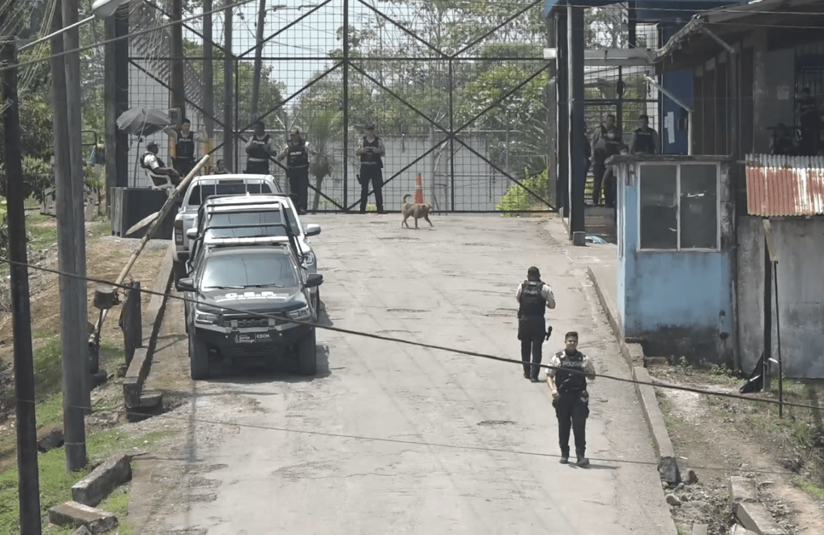 VARIOS FAMILIARES DE LOS PPL SE PARALIZARON ESTE LUNES