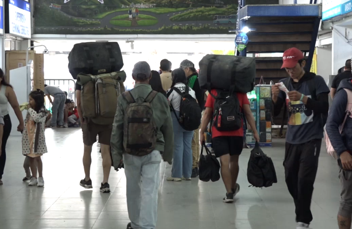 LA TERMINAL TERRESTRE LUCIÓ LLENA PREVIO A LA NAVIDAD