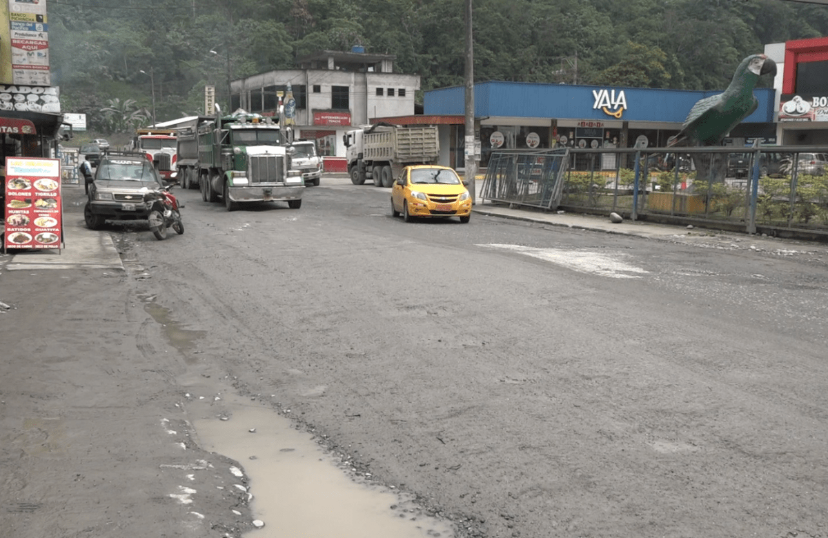 TRANSPORTISTAS EXIGEN INTERVENCIÓN URGENTE EN LA VÍA LAS MERCEDES